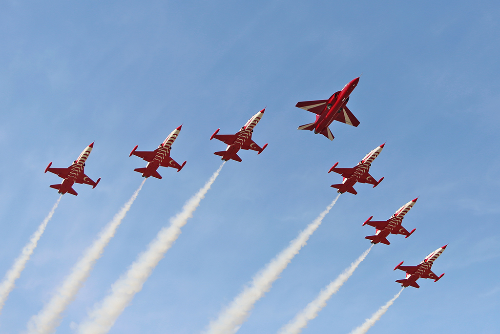 geleceğin yıldızı hürjet....jpg